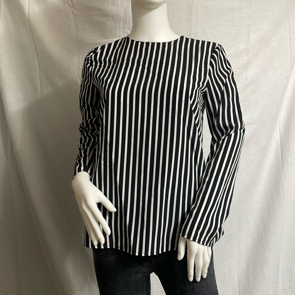 Mango suit size XS long sleeve blouse black and white stripes